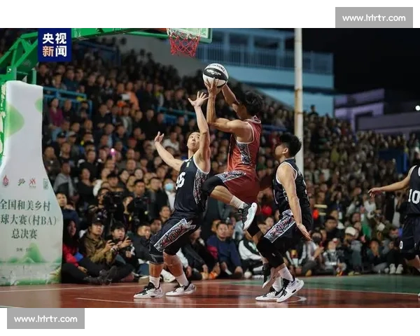 篮球赛场激情四溢 谁能在激烈对抗中脱颖而出成就冠军荣耀